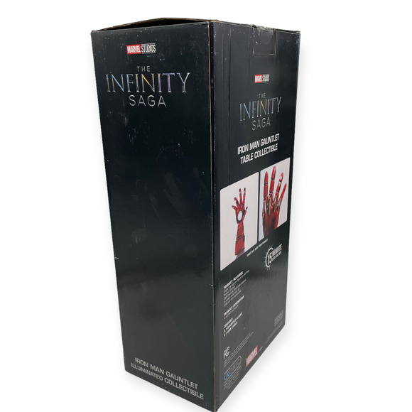 Ukonic 14" LED Iron Man Gauntlet Desk Lamp - Marvel Official Collectible - Picture 7 of 7